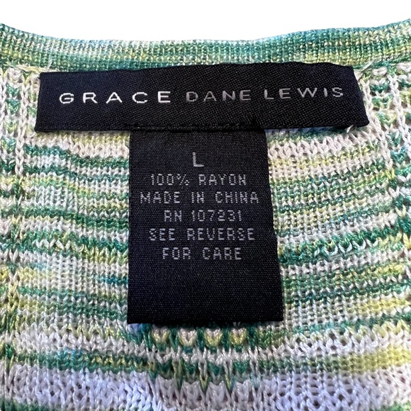 Grace Dane Lewis Sleeveless Top - Picture 4 of 4